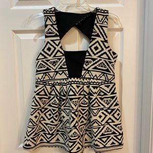 EUC Pea in Pod Maternity peplum blouse